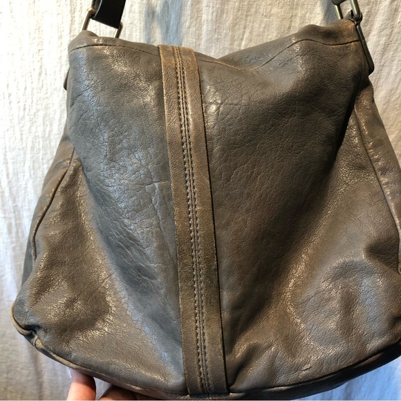 Banana Republic elephant grey lamb leather adjustable strap purse 12 x15 x3 - Picture 10 of 14